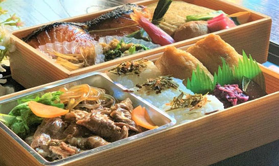 写真:夕食