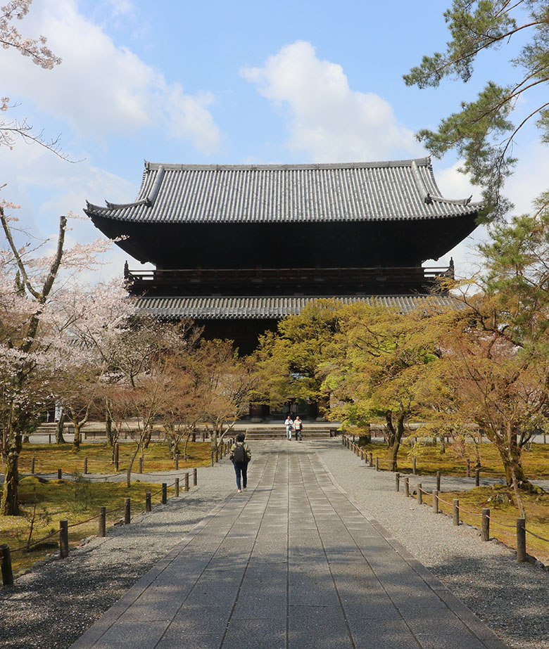 AOI Hotels & Resorts